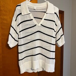 Old Navy White and Black Knit Top